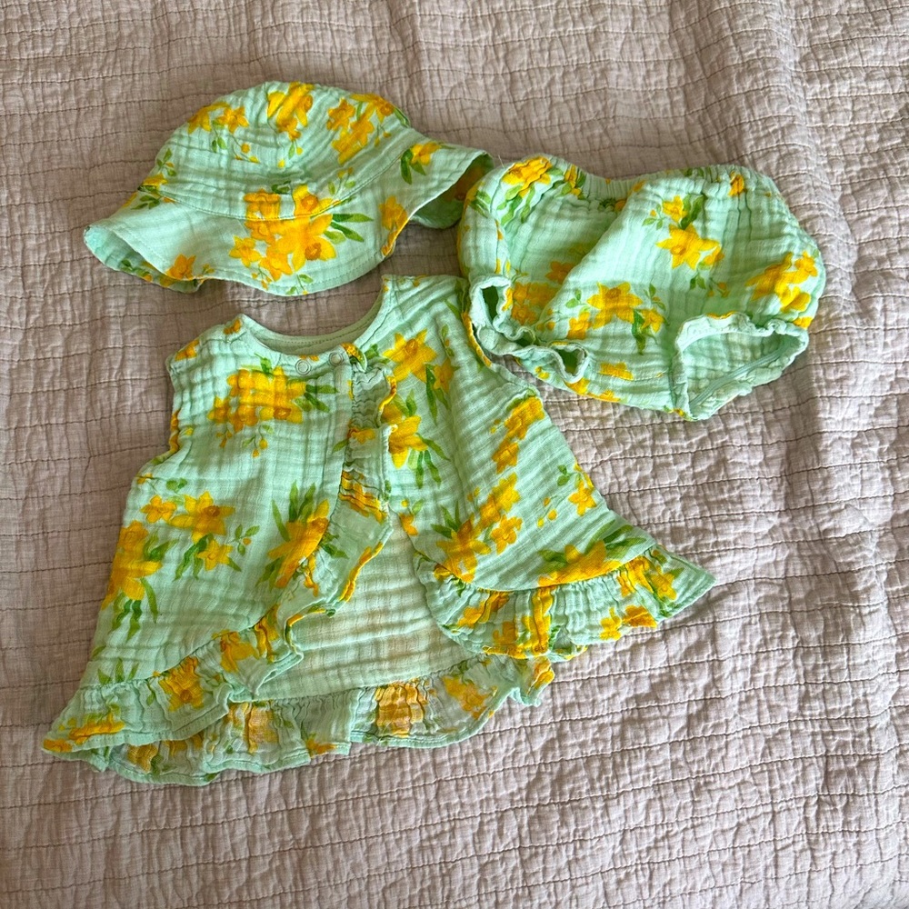 Dear Angel Baby girl set  6-12 months
